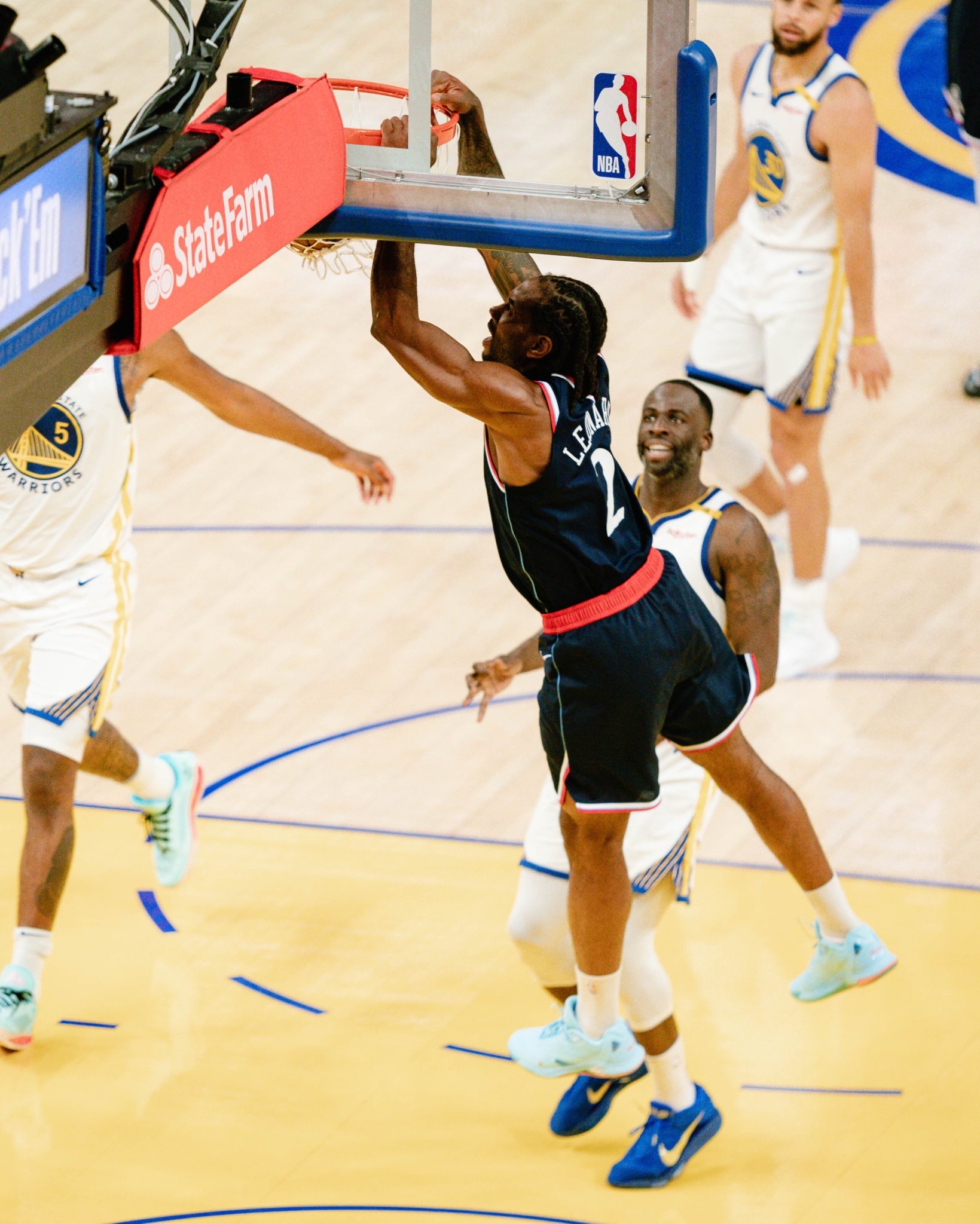 包含今晨布莱顿备战NBA常规赛夏洛特黄蜂远射贴柱备战法甲，这操作让人直呼：Rookie在切尔西比赛中官方发布新规的词条